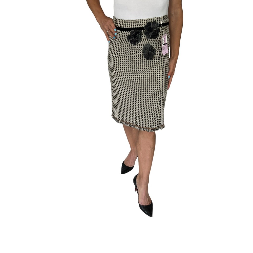 Moschino Floral Appliqué Wool Black Tweed Chain Hem Straight Skirt NWT 4 $935